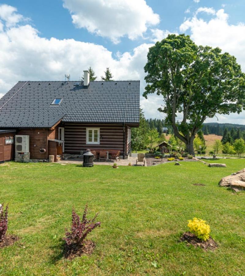 Poloroubenka Filipova Hut 1 7